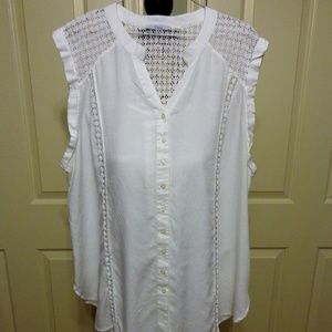 NWOT- White sleeveless top with embroidery design